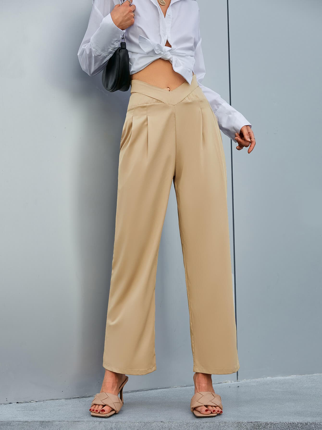 Cutout V-Waist Pleated Wide Leg Pants - Love culture store