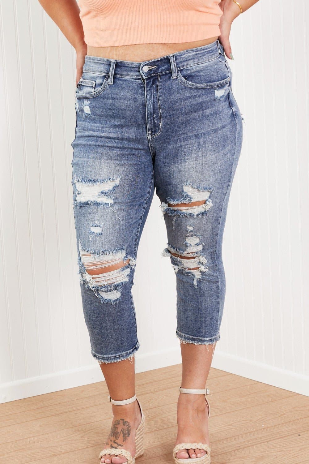 Judy Blue Wren Full Size Distressed Mid-Rise Denim Capri - Love culture store