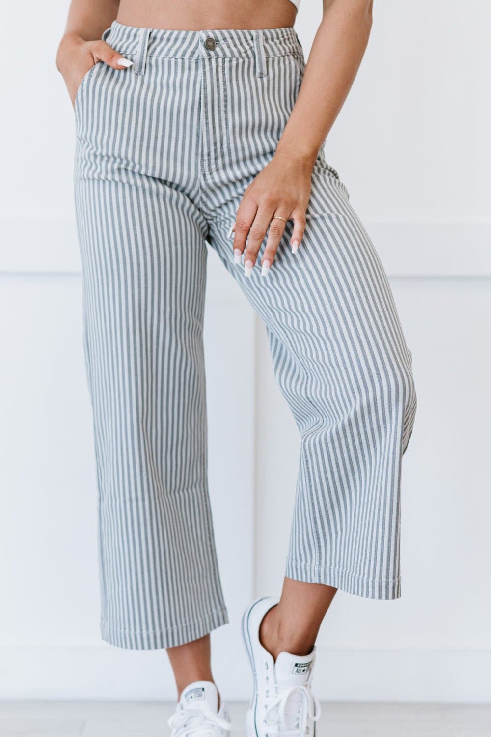 Kancan Emerson Pinstripe Wide Leg Cropped Jeans - Love culture store