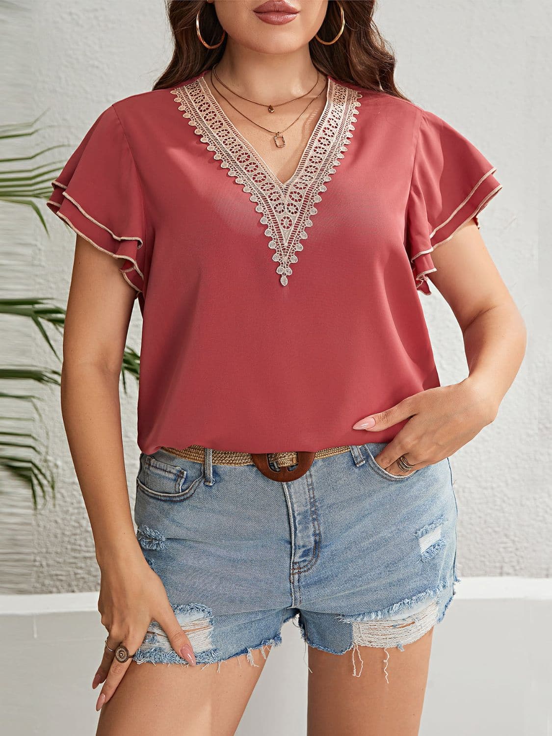 Plus Size Contrast V-Neck Layered Flutter Sleeve Blouse