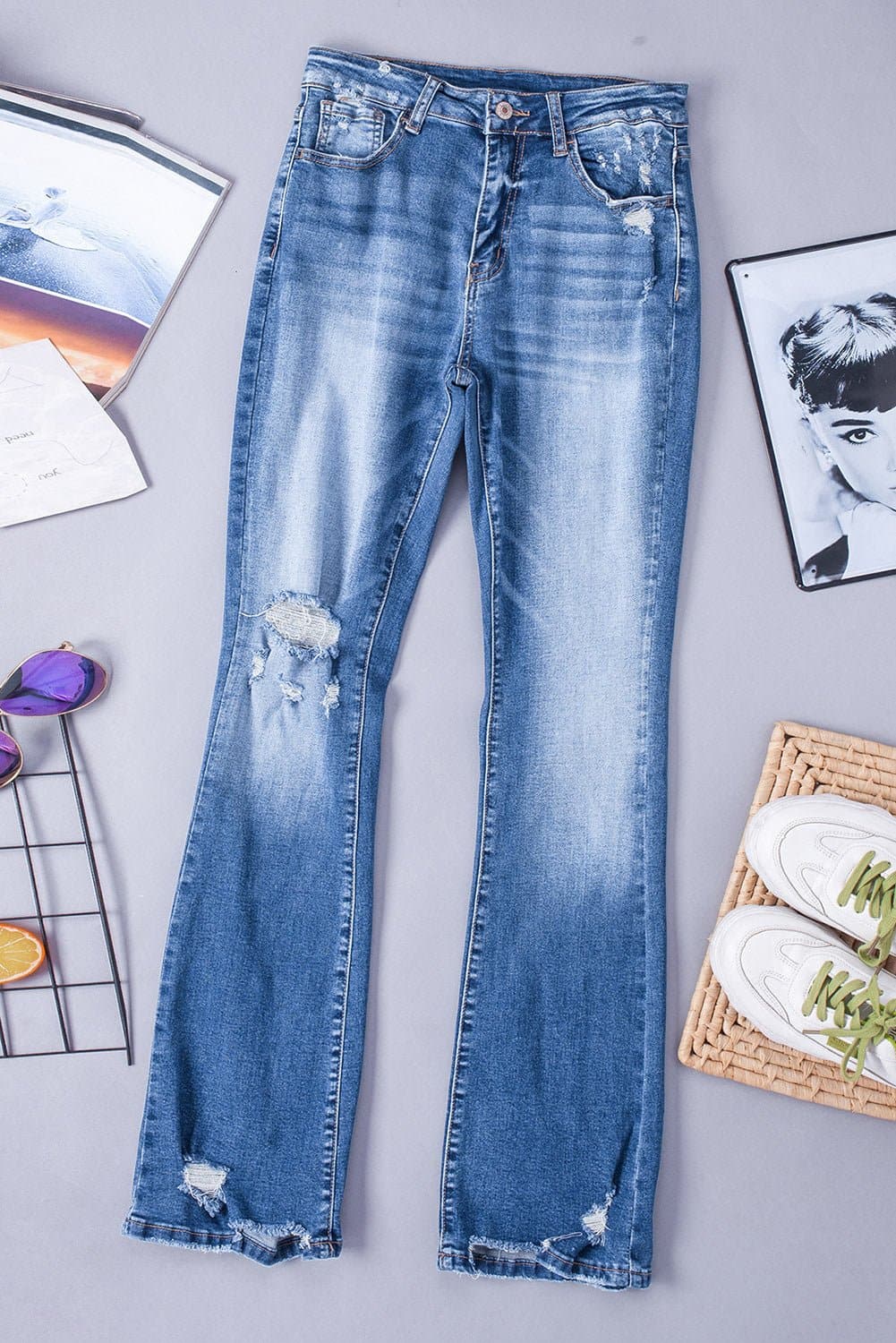 Distressed Straight Leg Jeans with Pockets