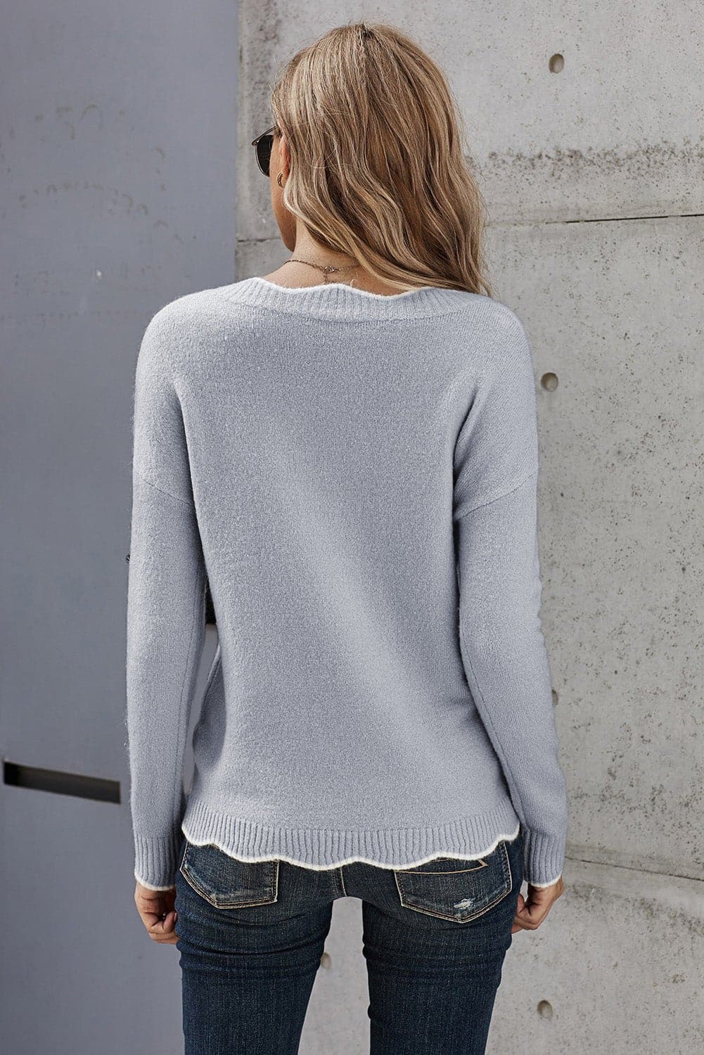 Gray Wavy V-neck Sweater - Love culture store