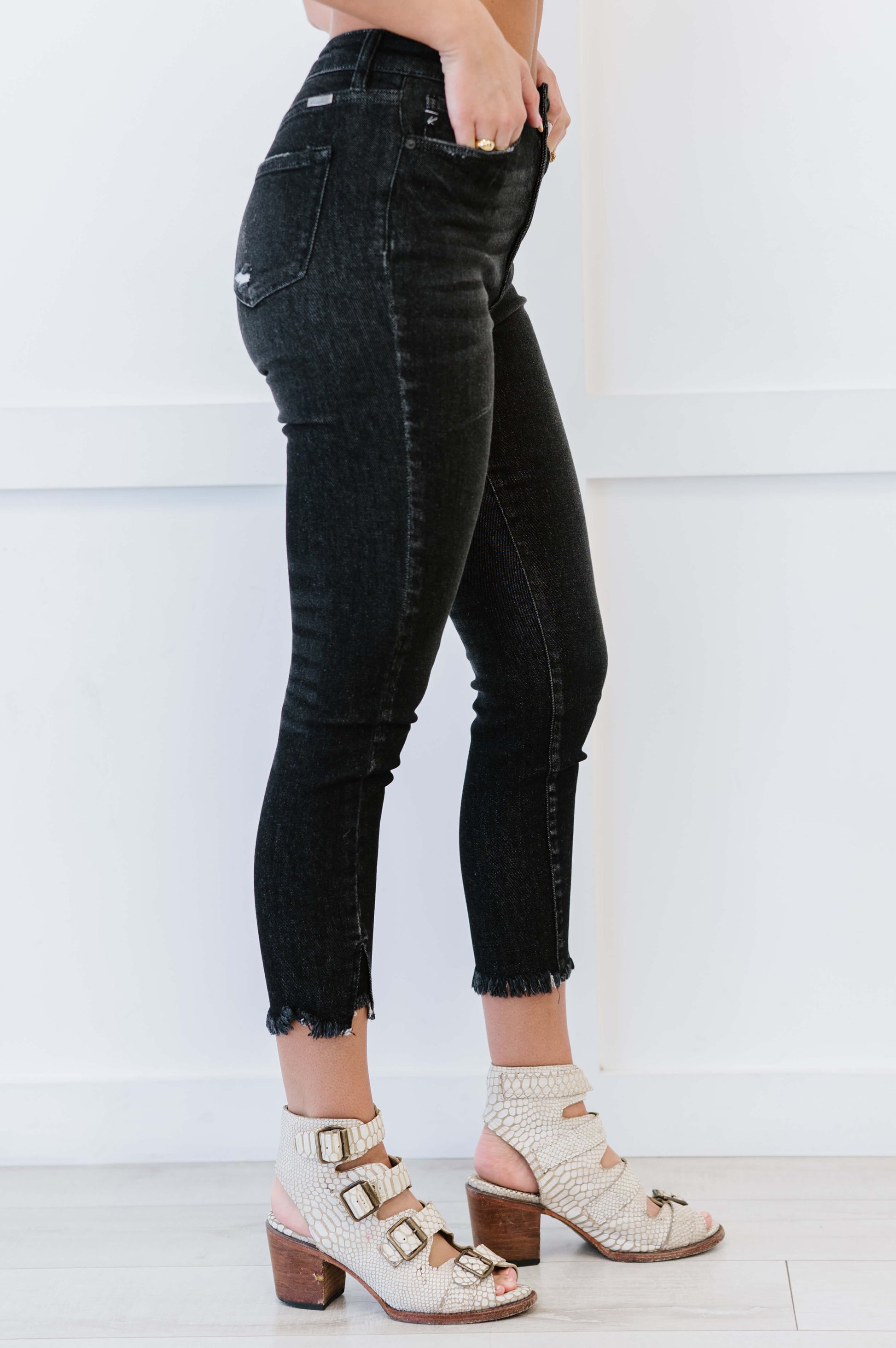 Kancan High Rise Raw Hem Cropped Jeans - Love culture store