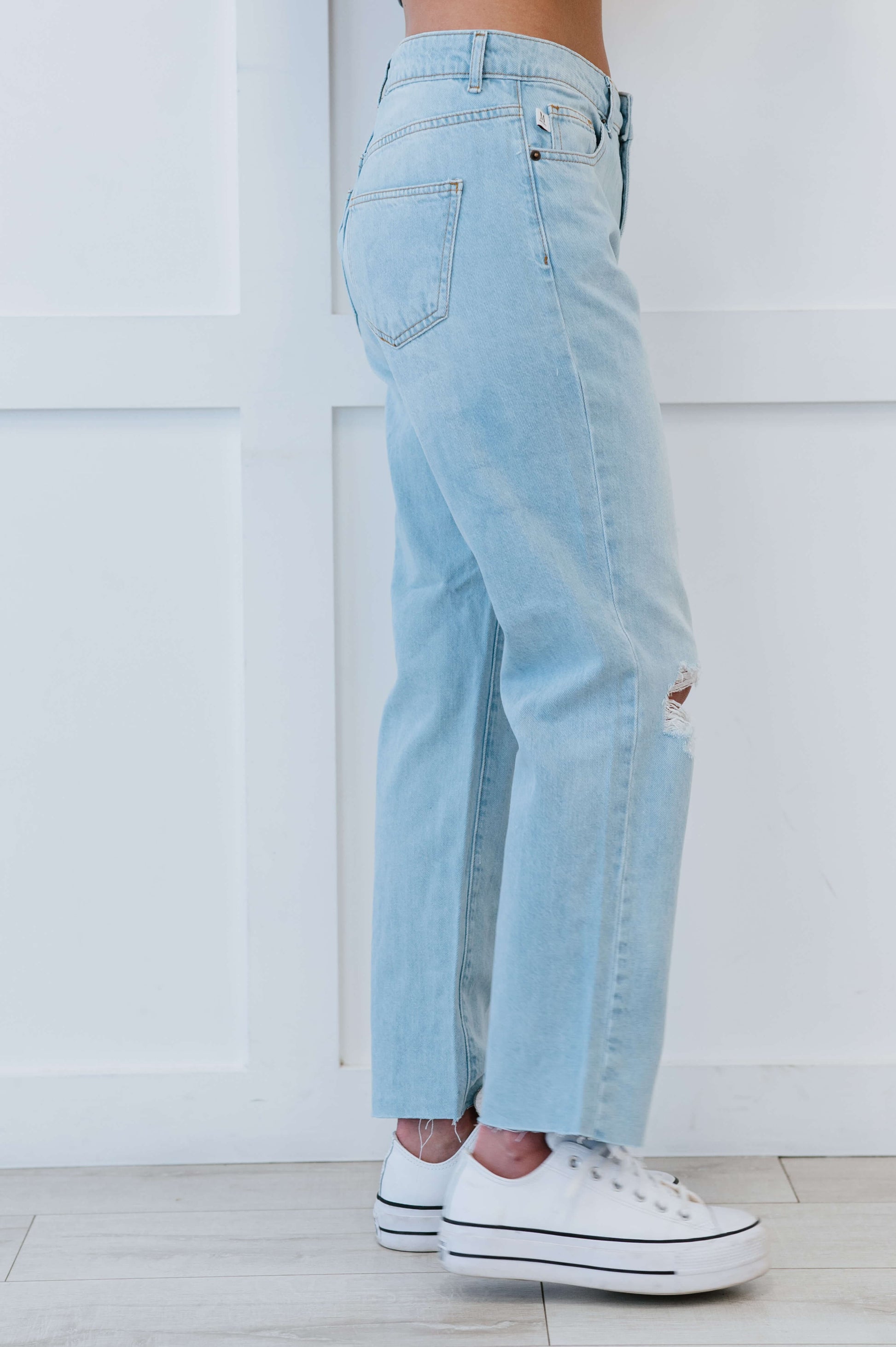 Muselooks Distressed Raw Hem Mom Jeans - Love culture store