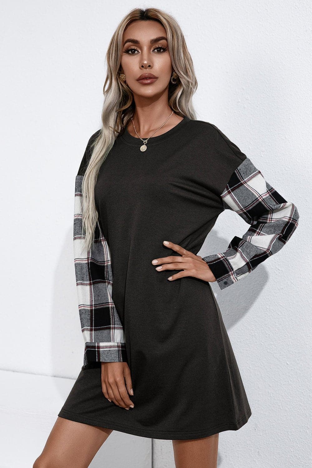 Plaid Sleeve Contrast T-Shirt Dress - Love culture store