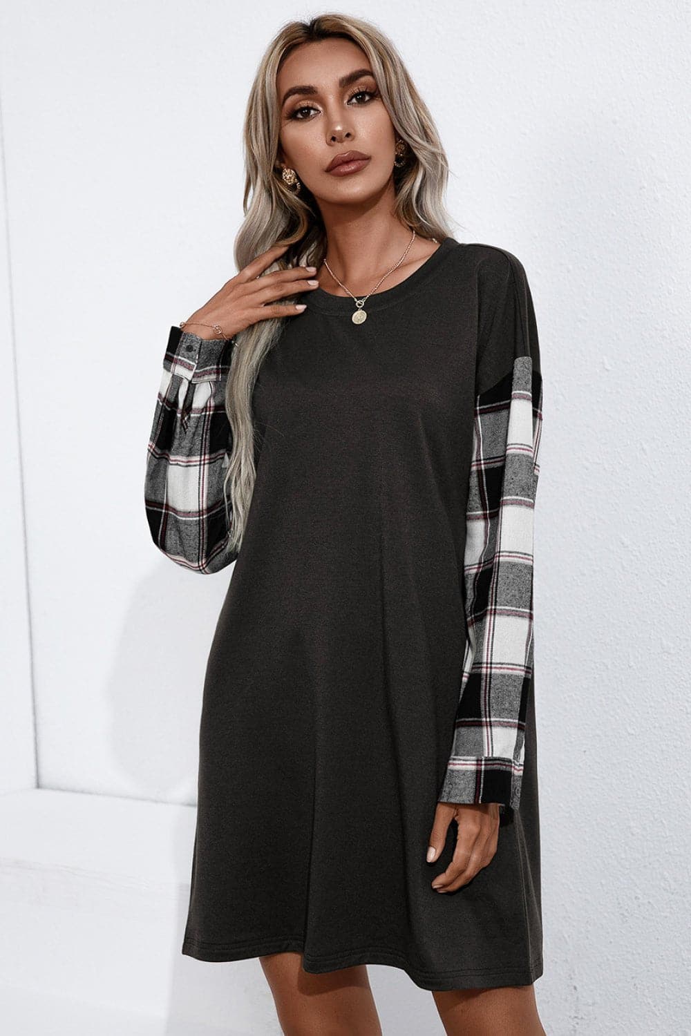 Plaid Sleeve Contrast T-Shirt Dress - Love culture store