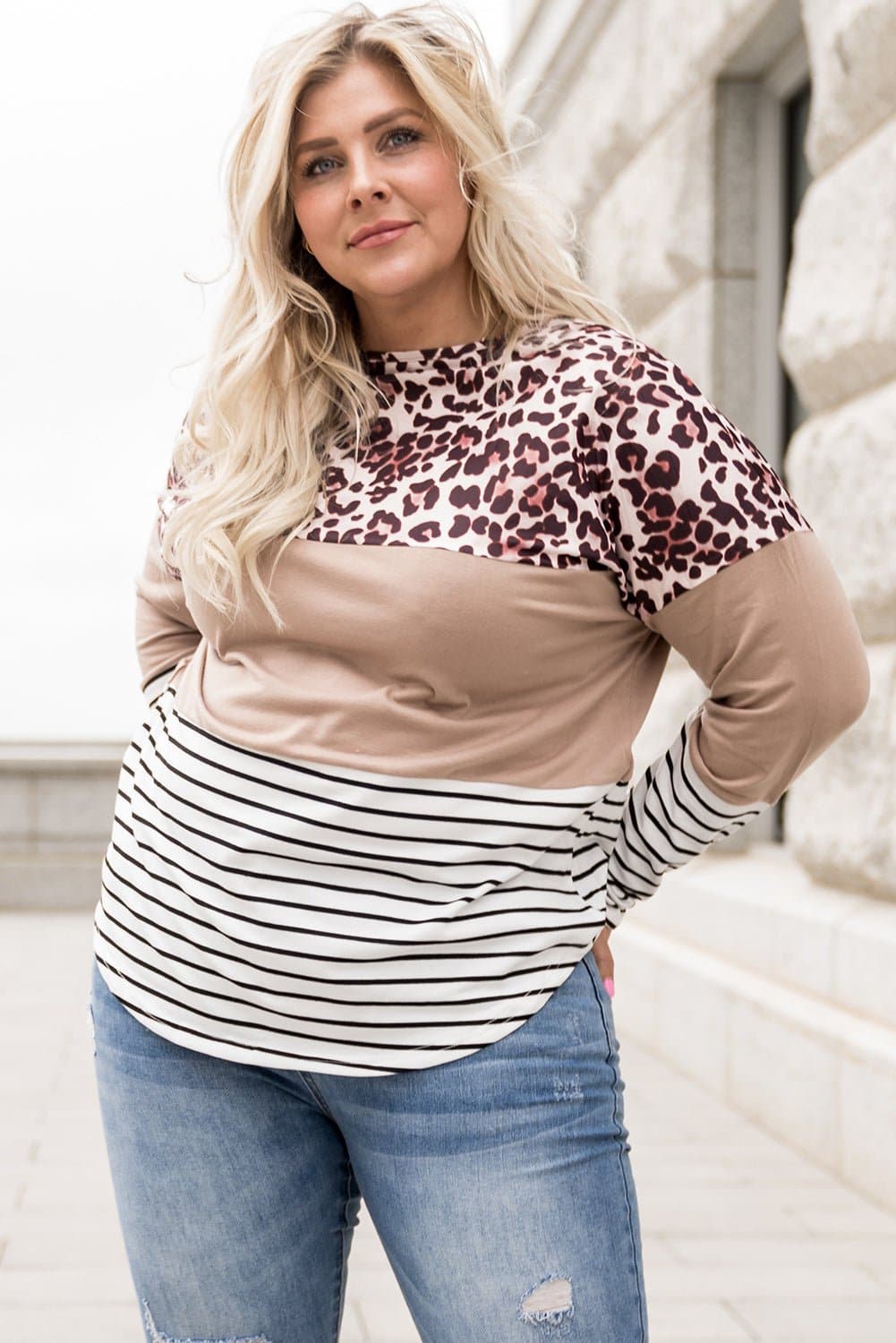 Plus Size Mixed Print Color Block Curved Hem Top - Love culture store